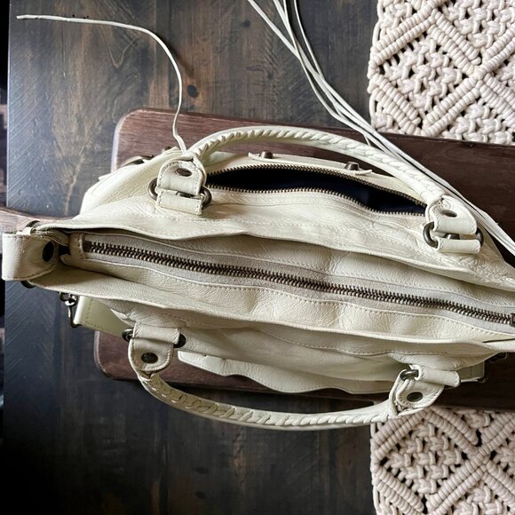 Authentic BALENCIAGA The First Hand Bag Ivory Leather 2005 Awesome - Picture 9 of 16